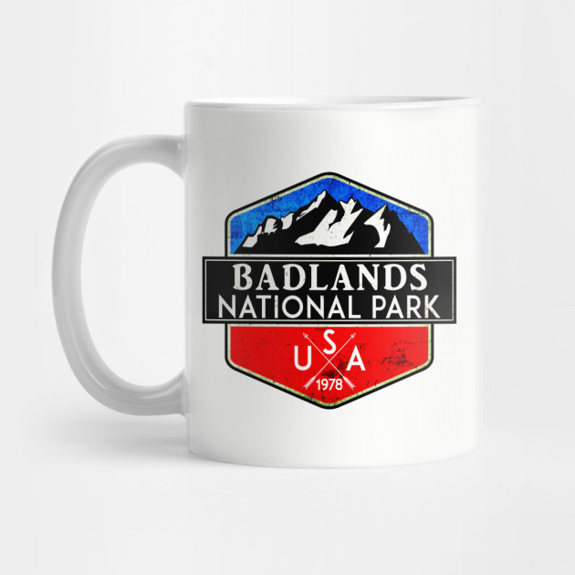 BADLANDS NATIONAL PARK SOUTH DAKOTA USA MOUNTAINS HIKING CAMPING HIKE CAMP HUNTING